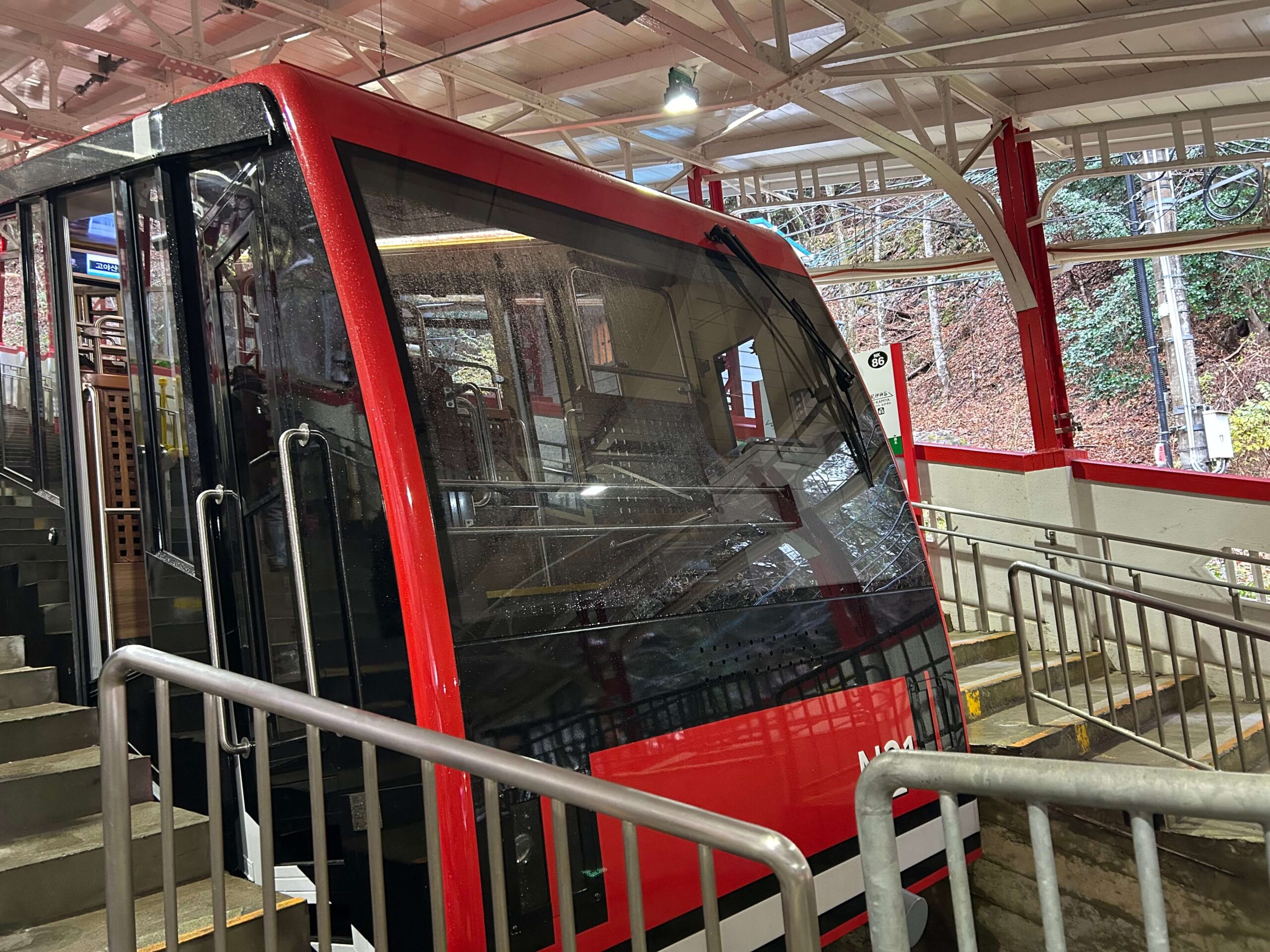 極楽橋駅の南海高野山ケーブル